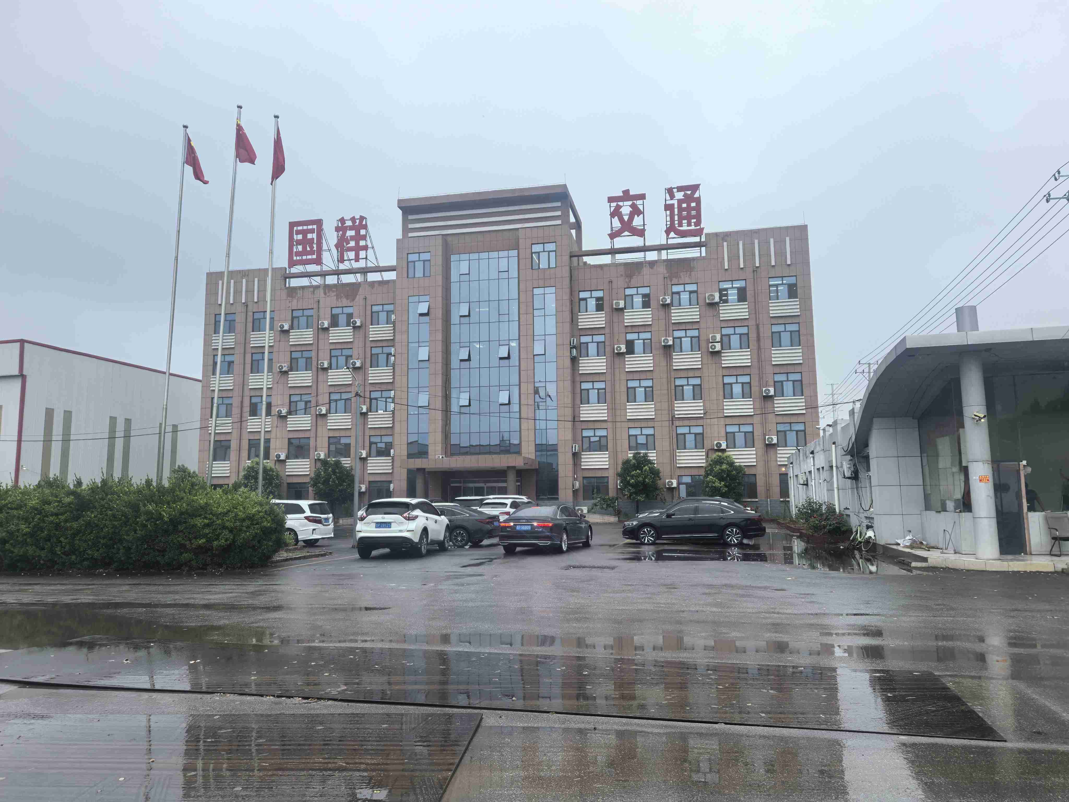 广州市波形护栏浸塑波形护栏 - 价格